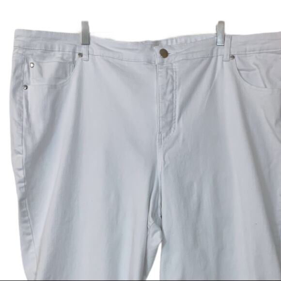 Eloquii Denim Women's High Rise White Raw Flare Crop Hem Jeans Size 26 Plus - Picture 3 of 7